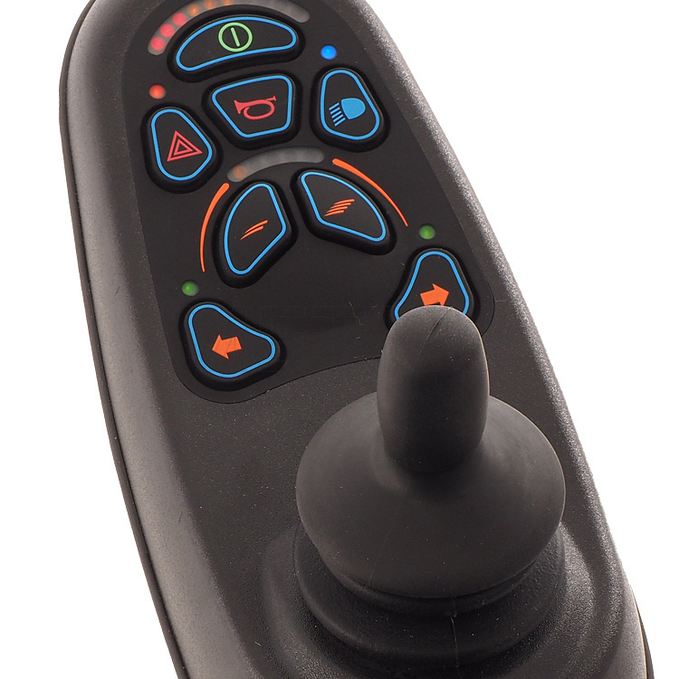 MET INVACAR Кресло-коляска с электроприводом МЕТ